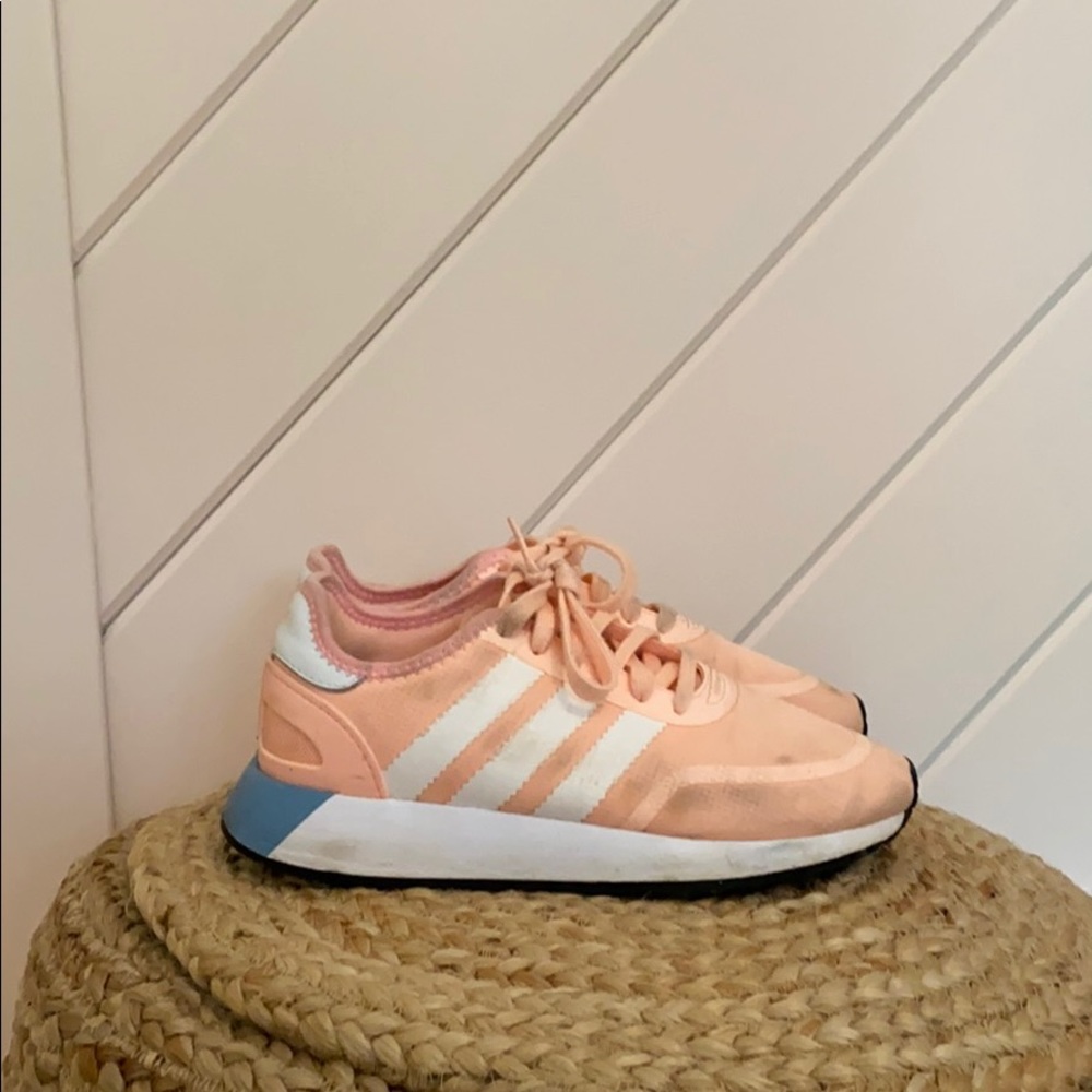 Adidas Tennis shoes